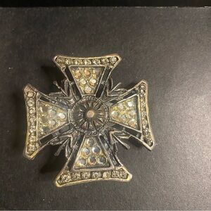 Crystal Cross Belt Buckle - Silver Tone with Clear Rhinestones